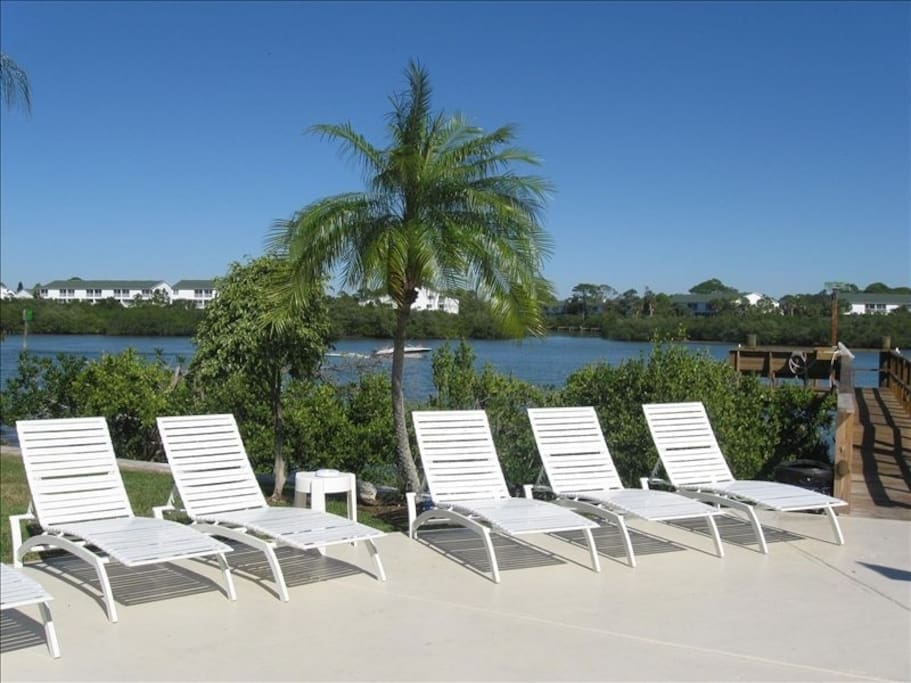 plenty of available sun chairs by the pool