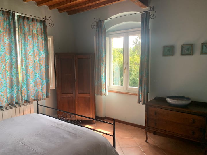 غرفة النوم 2