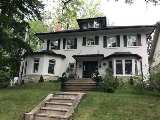 Beautiful Deluxe Toronto Home