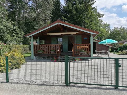 L'Emeraude, for hiking, fishing and relaxing