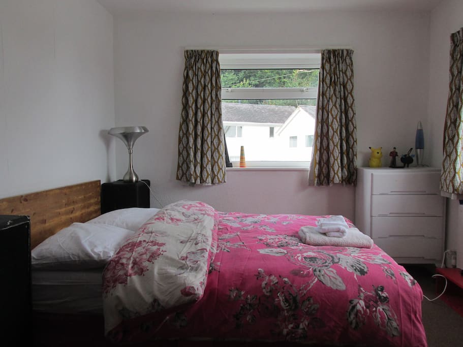 the double bedroom. fantastic views across to the mountains.