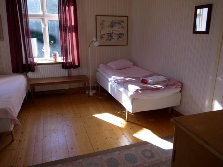 The red room.