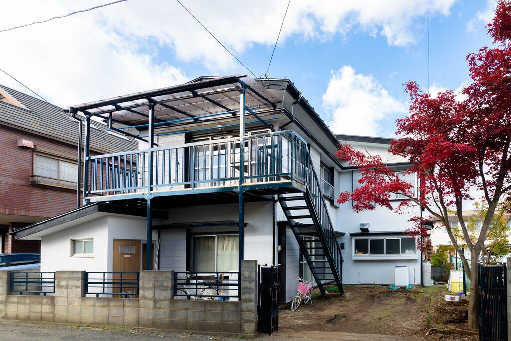 建物全景(道路側)