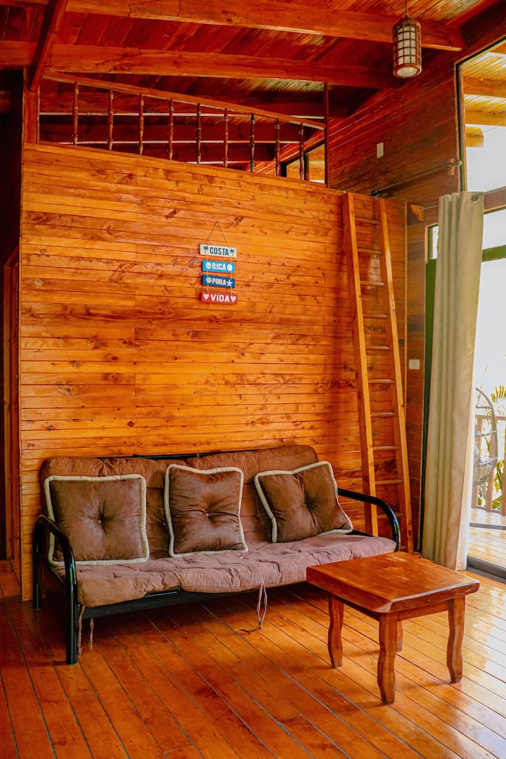 Cabaña Rústica A Los Pies Del Imponente Chirripó. - Costa Rica