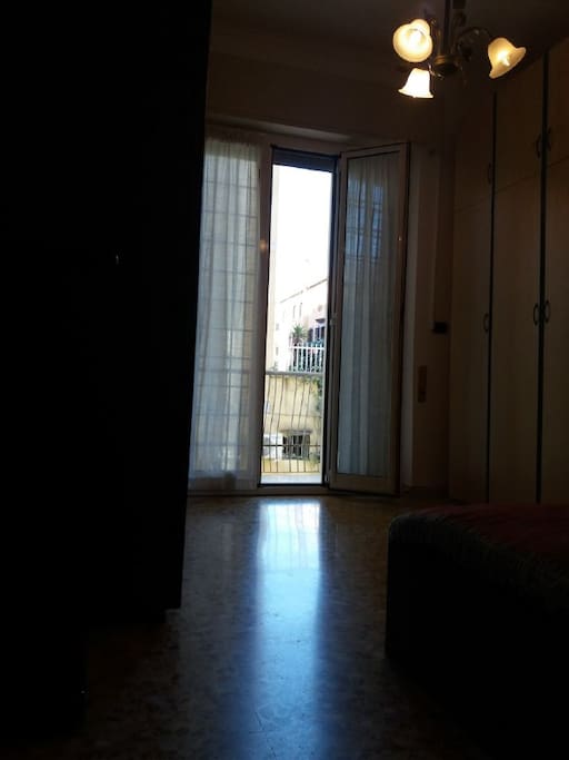 The room has 2 big windows and is therefore very bright