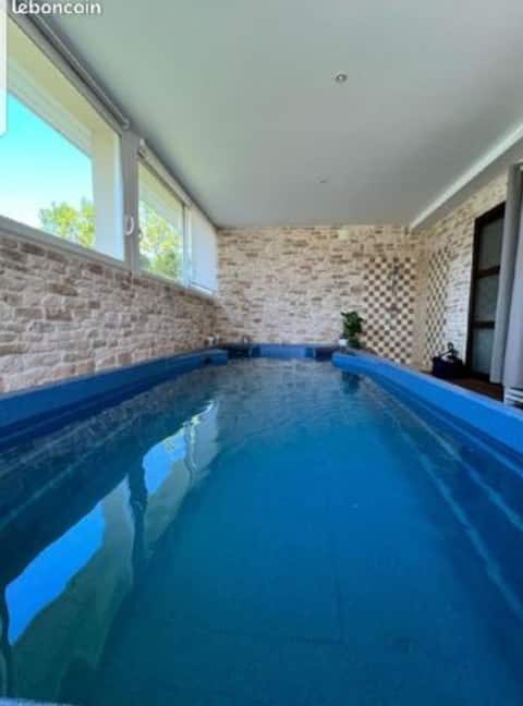 Swimming SPA pool villa + pool