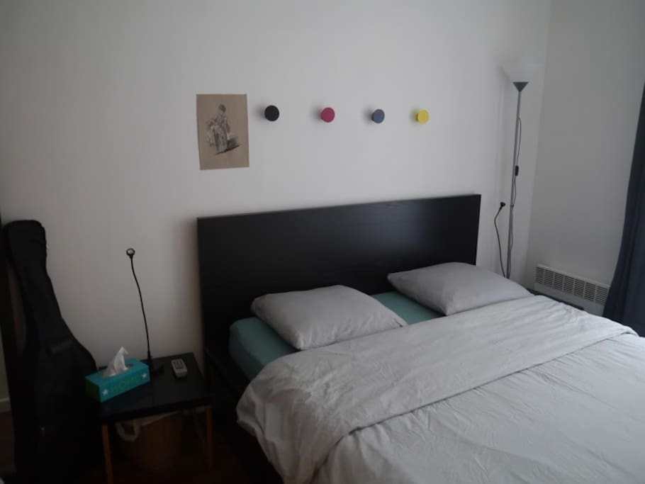 A quiet bedroom - Chambre sur cour