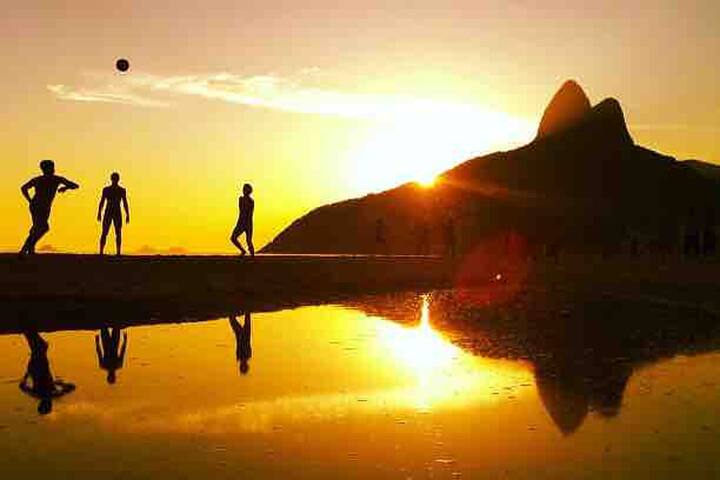 Carnival in rio stay in Ipanema gallery image 2