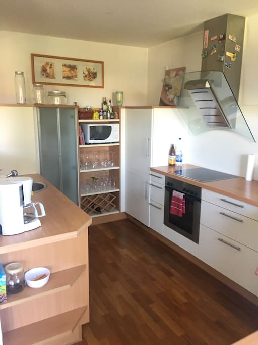 Open Space Kitchen Full furnished
