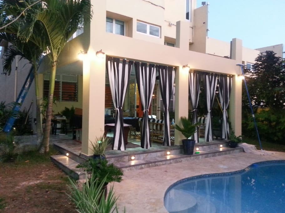 Pool-Terrace