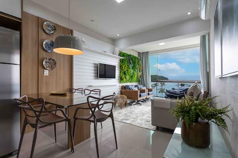 Sophisticated Retreat with Sea View in Porto Real