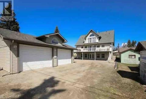 The Big Comfy House
License # # STAR-04446