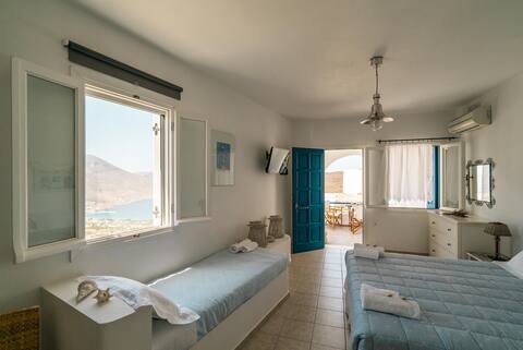 PLORI STUDIOS/ZEFYROS studio with sea view