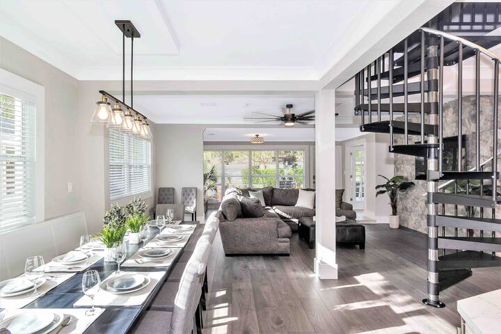 New! Next to Las Olas • Heated Pool gallery image 3