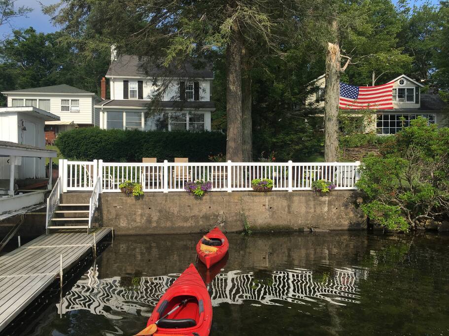 LochNest... Your Lakeside Abode on Newton Lake Houses for Rent in