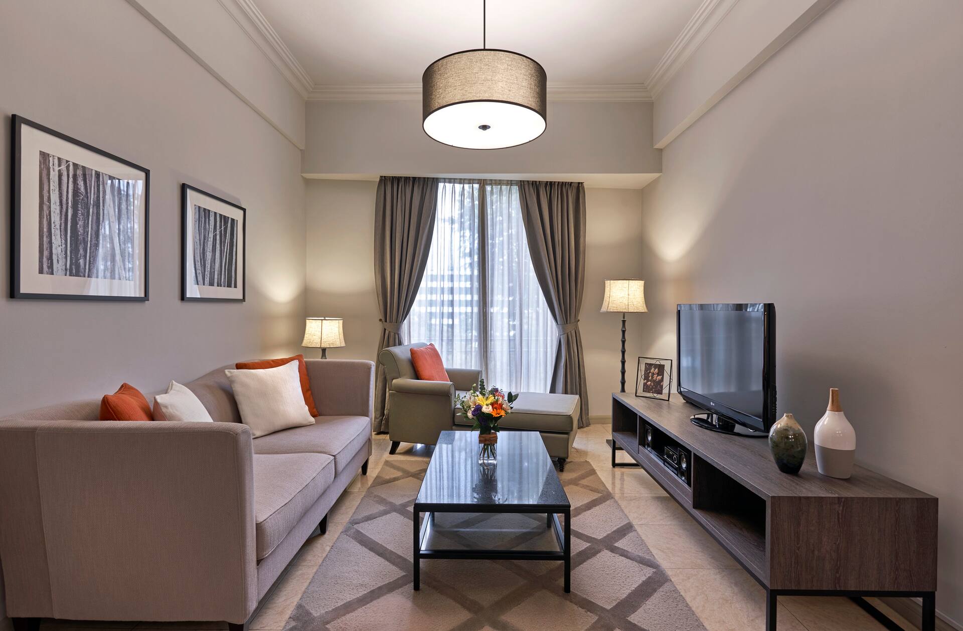 Stylish 2BR Superior apartment in Orchard