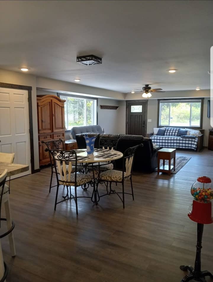 Sunset Bay Lodge - Brainerd, MN