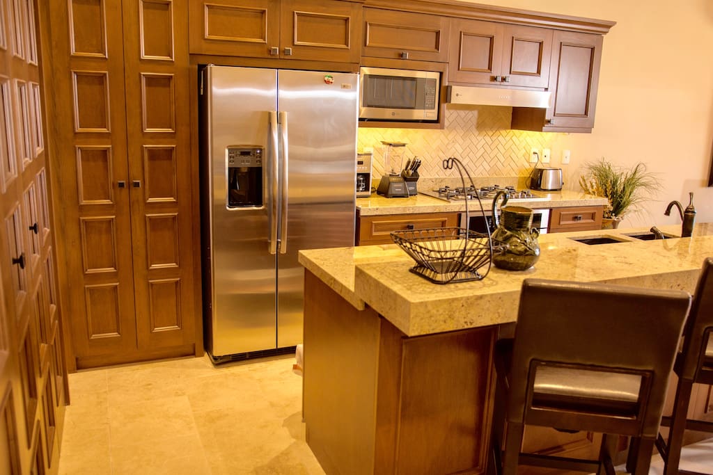 Fully Equip Kitchen