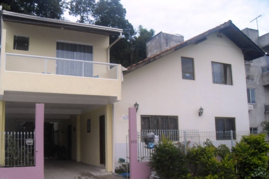 entrada da casa e garagem