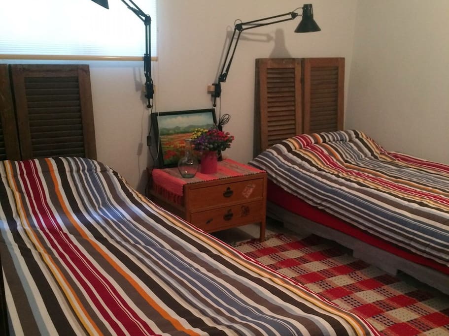 Bed room 1