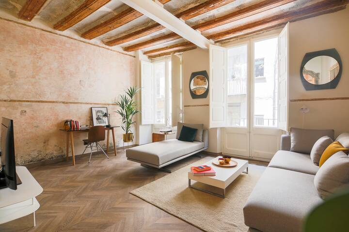 Serviced boutique apartment next to Ramblas gallery image 4