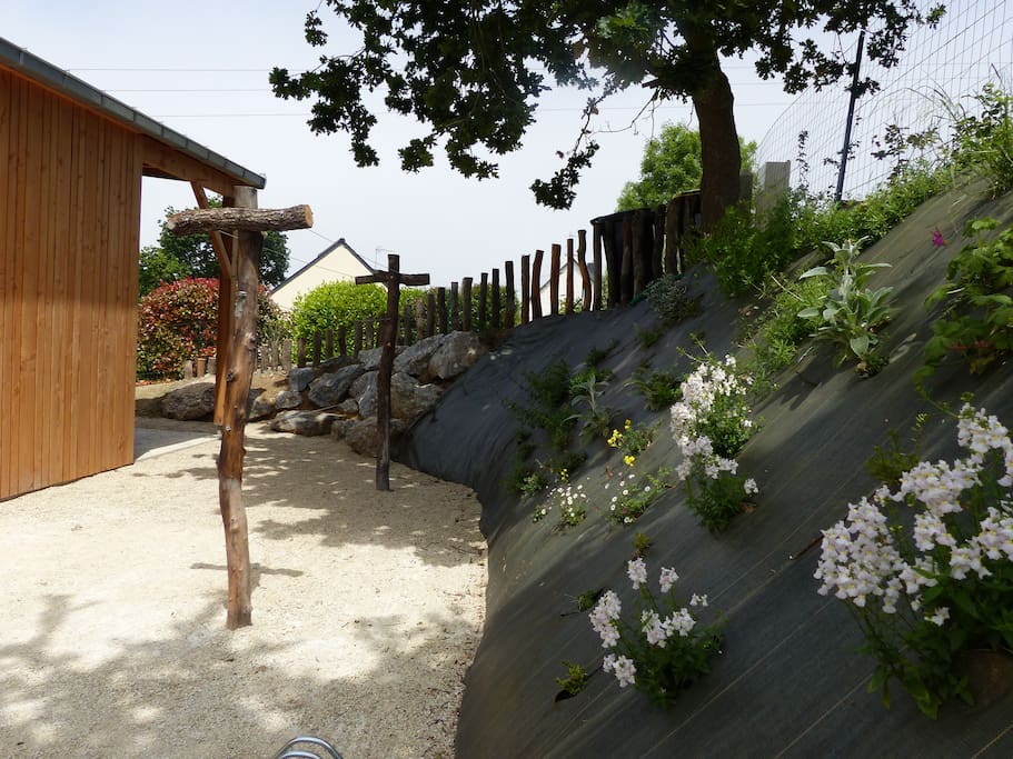 Appenti abritant 3 vélo, étente à linge