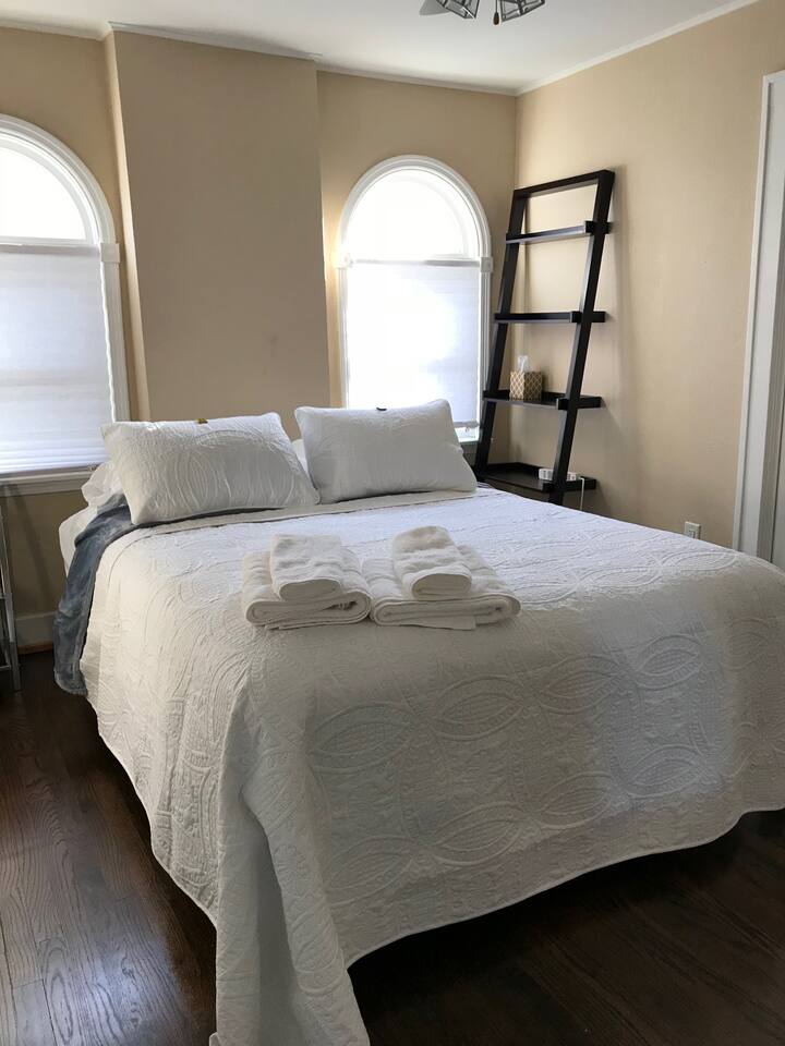 غرفة النوم رقم 1 - "أورانج"