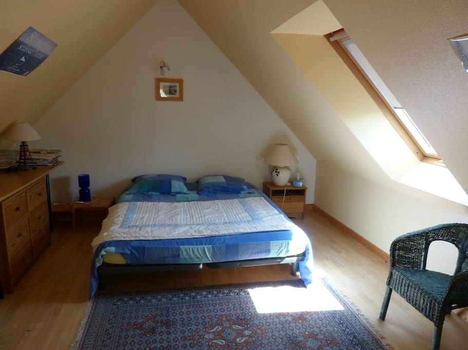 la chambre de l'étage