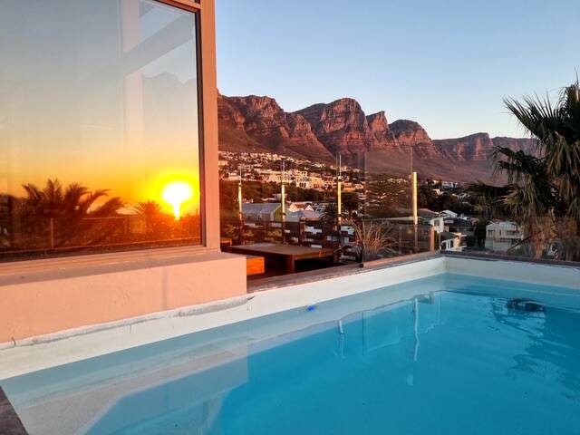 Penthouse 100m walk to the beach with pool & sauna gallery image 3