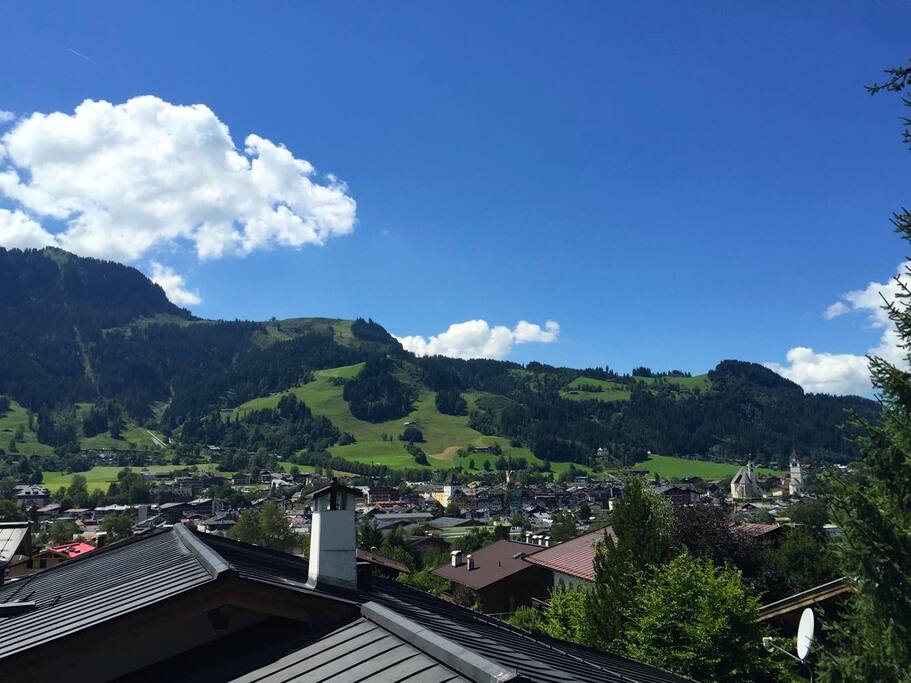 Ausblick auf den Hahnenkamm