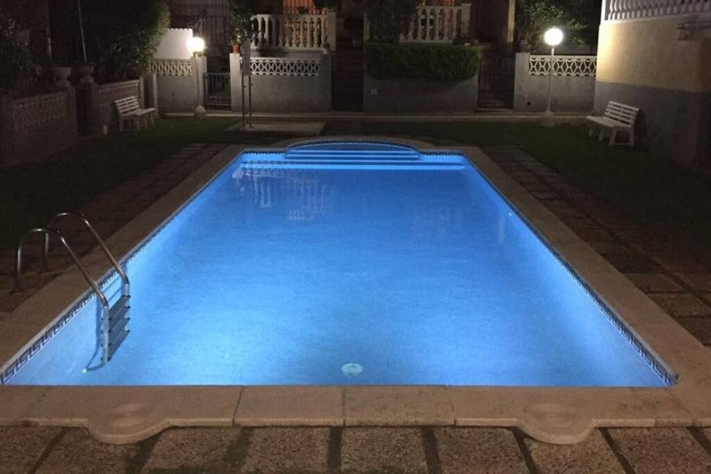 Piscina comunitaria