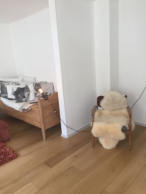 Living room/bedroom 1st floor