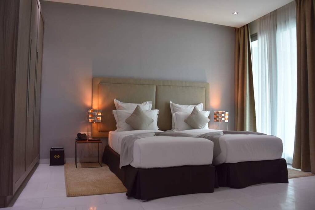 Twin bed