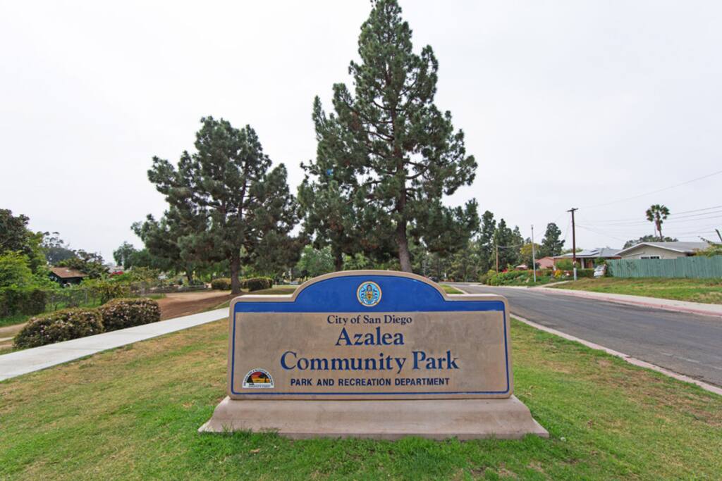 Entry into Azalea Park from Poplar Place and Unit 11.