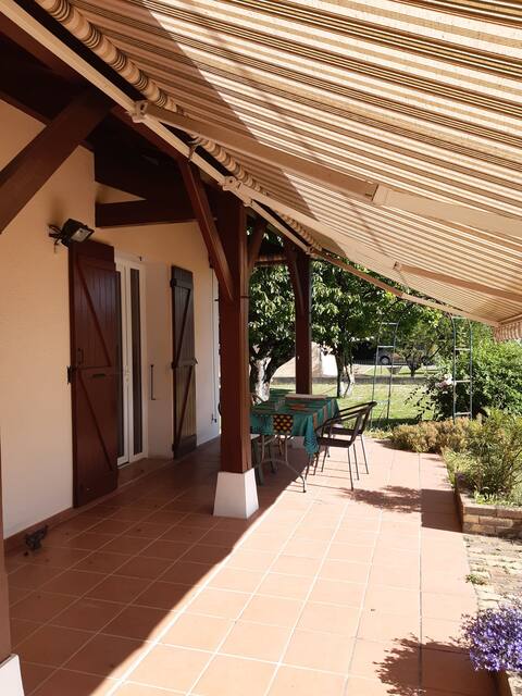 Quiet villa close to the center of Bourg-en-Bresse