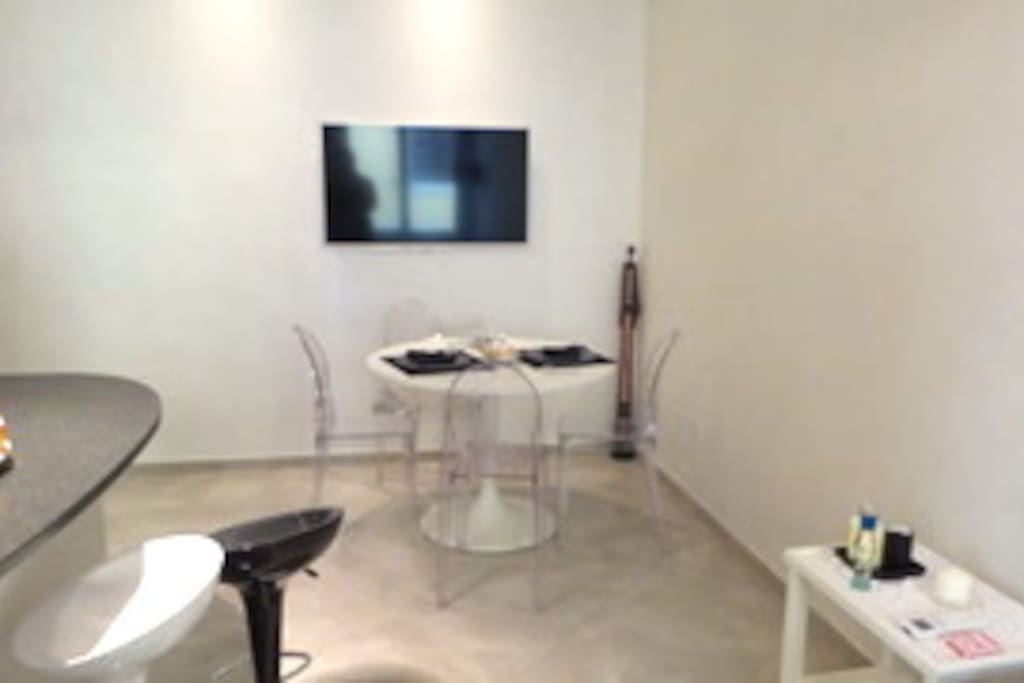 Working space and dining table
