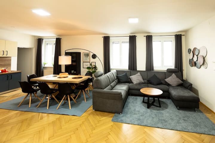Luxury 3br Apartment With Huge Terrace & Garage - Wien