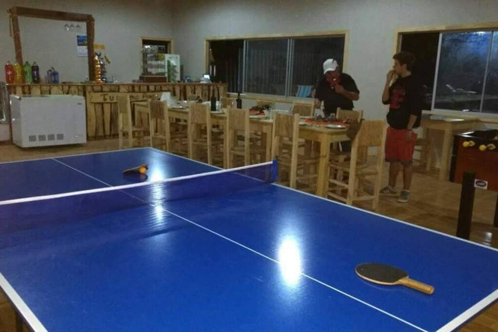 Tenis de mesa.. Servicio gratuito en nuestro quincho