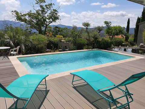 GrandT3 90m² piscine jardin parking wifi