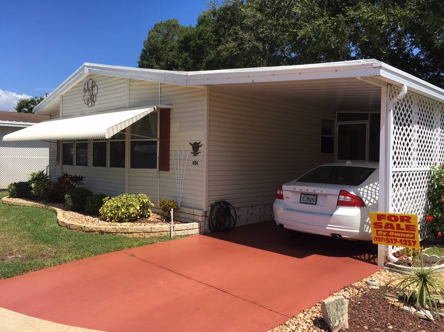 DRIVEWAY/CARPORT