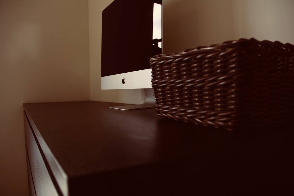 Suite (Bedroom)