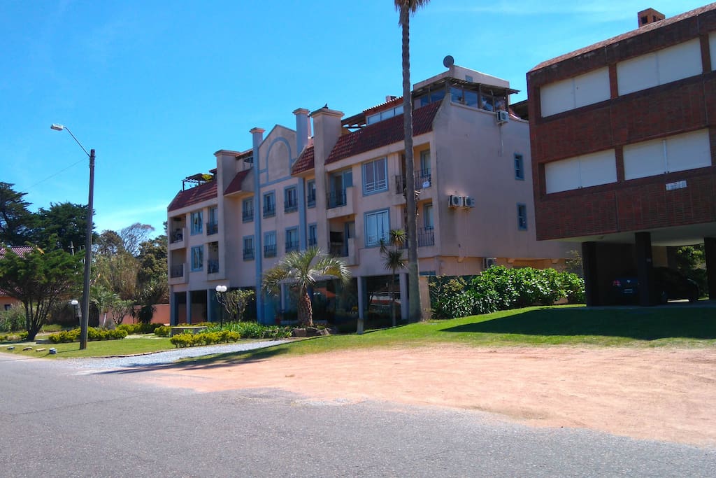 Otra vista del edificio San Rafael Beach