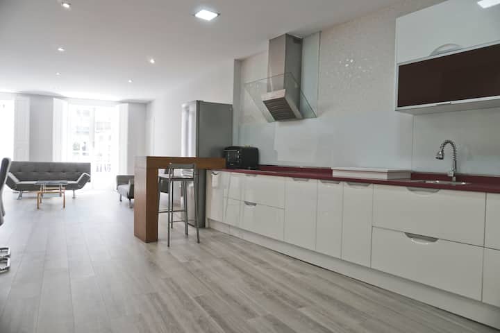 Exclusive duplex apartment monumental and thermal area