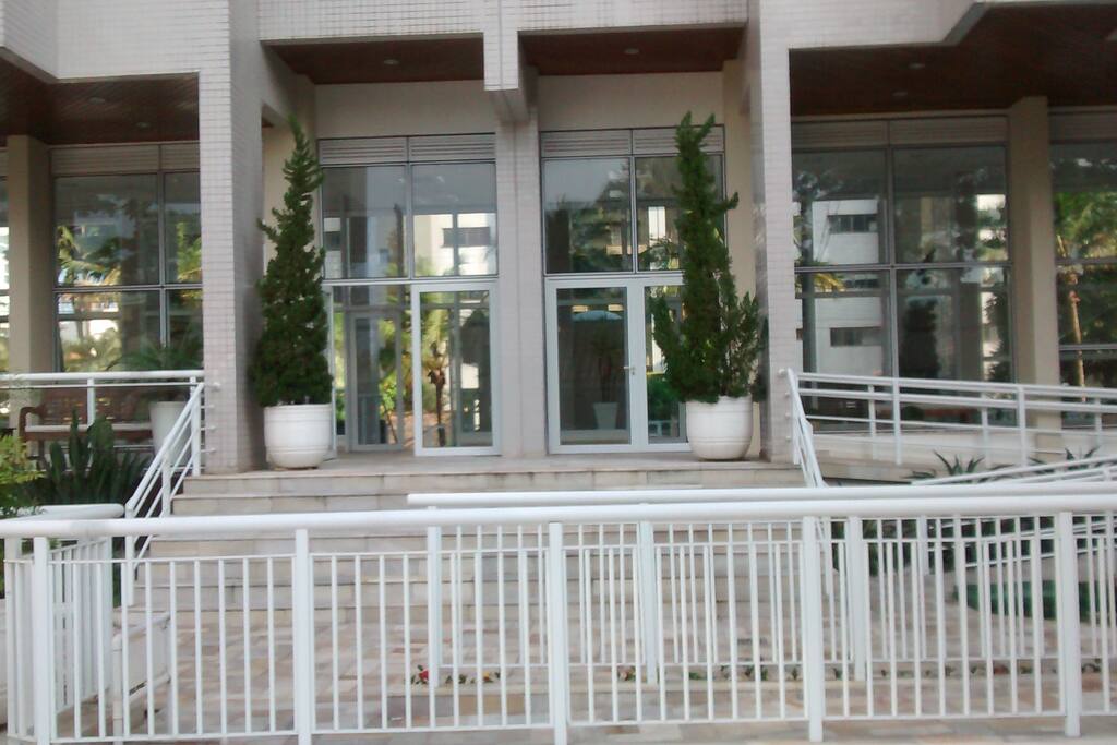 Entrada do prédio