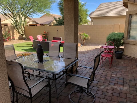 Welcome to your home away from home in the Desert.