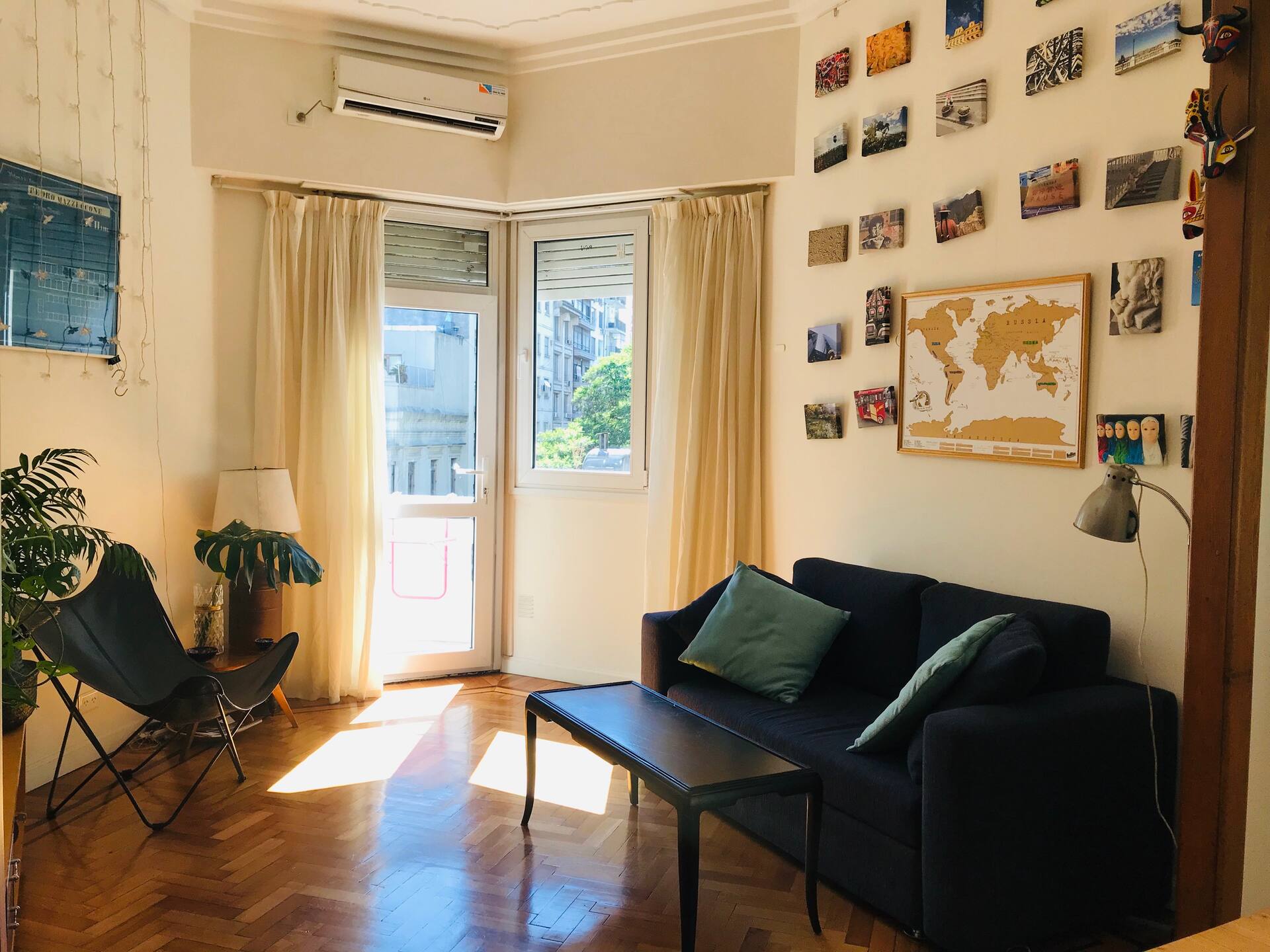 Designer apartment & office central to everything