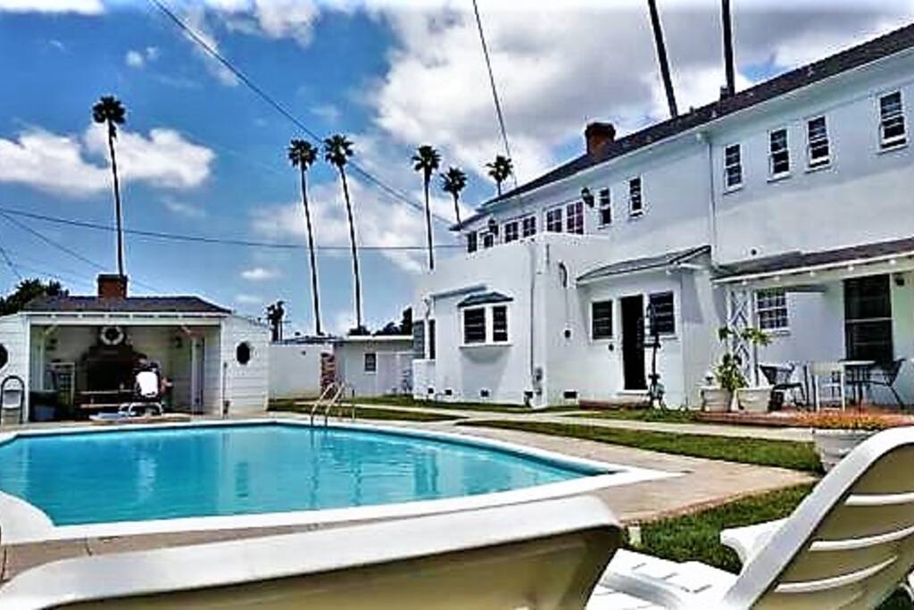 Dip in the pool on those hot Californian summers