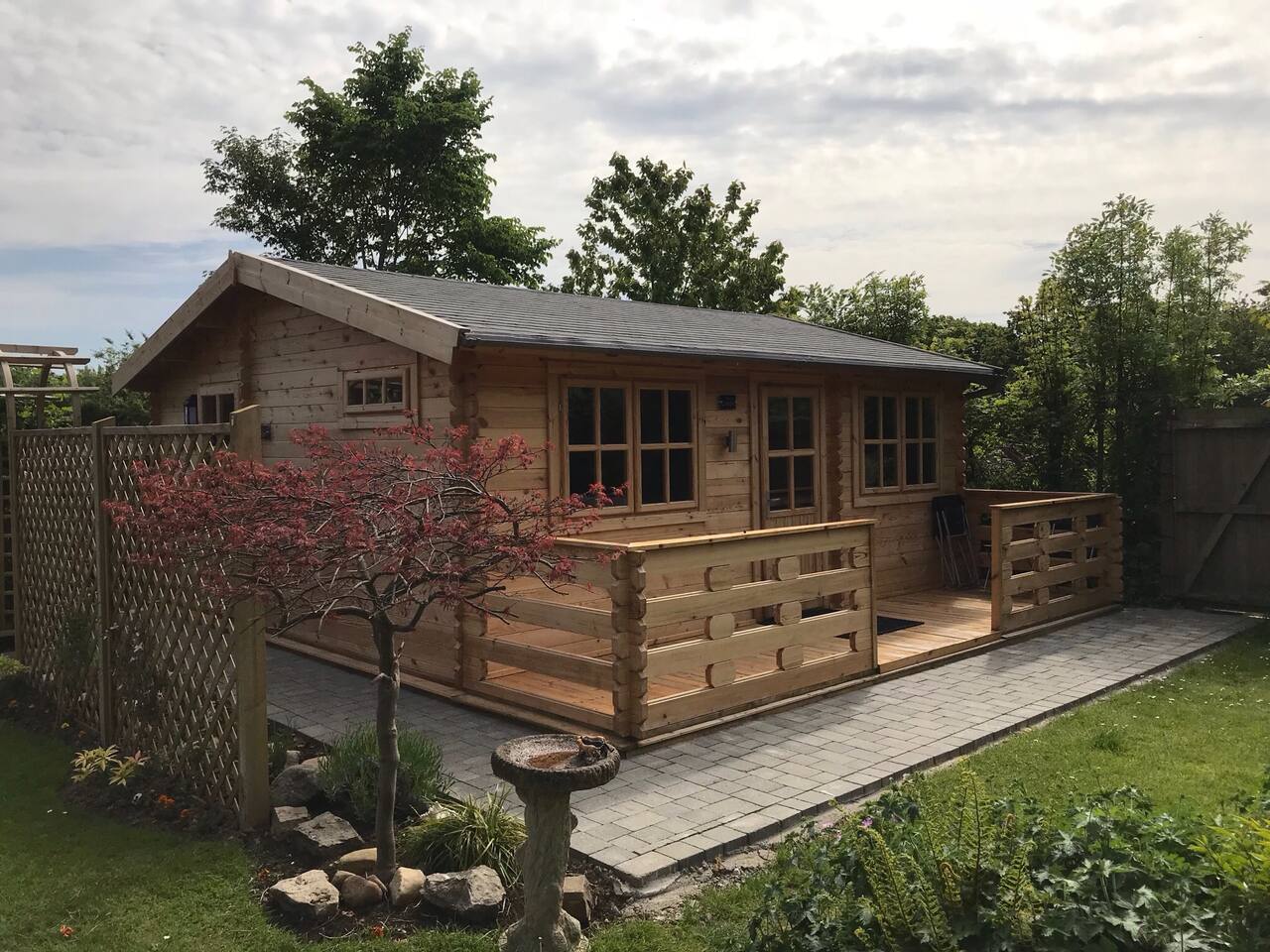 Cosy Log Cabin Near Historic Chester Tiny Houses For Rent In Chester