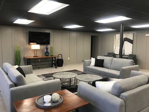The Sanctuary Basement Only Close to DT Sleeps 12