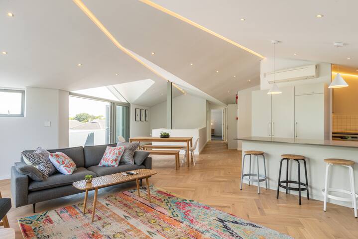 The Loft Apartment – 4 Oakdale Rd gallery image 4